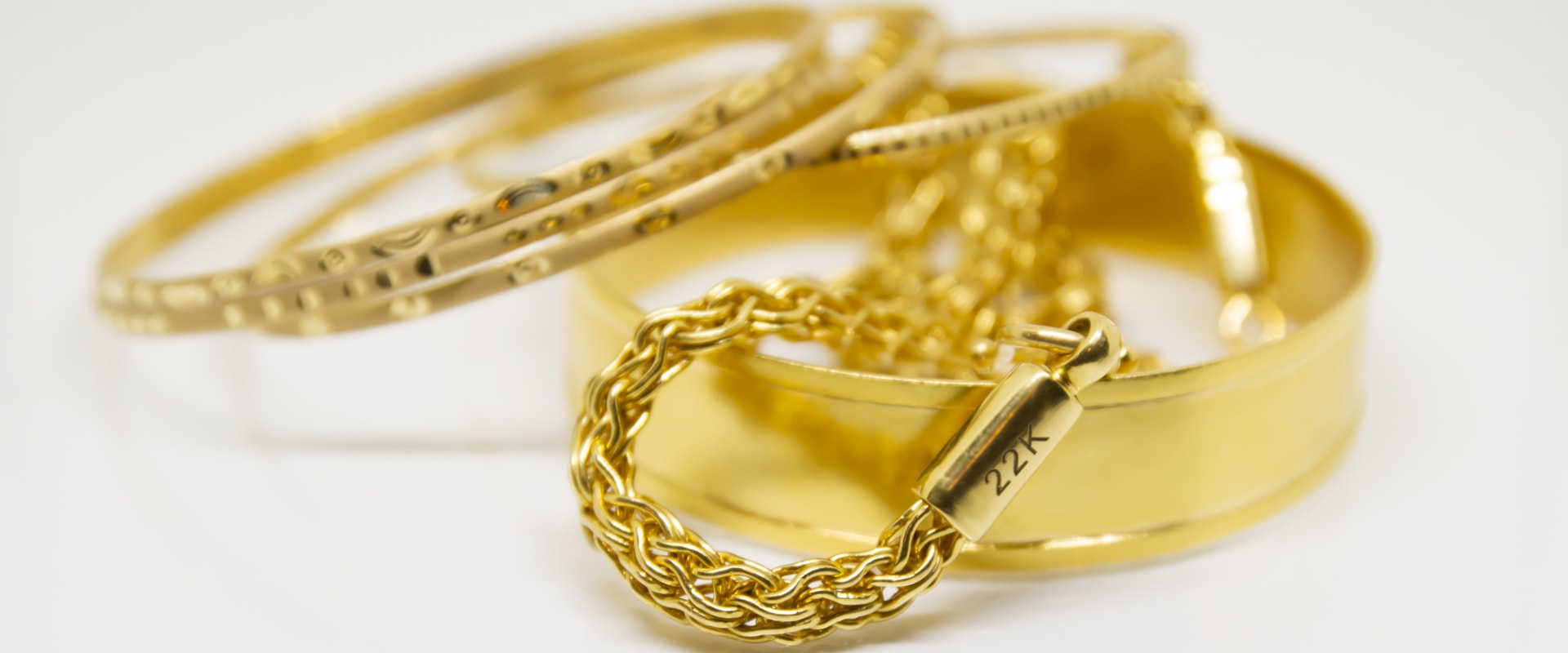 Is it still illegal to own gold in the us?